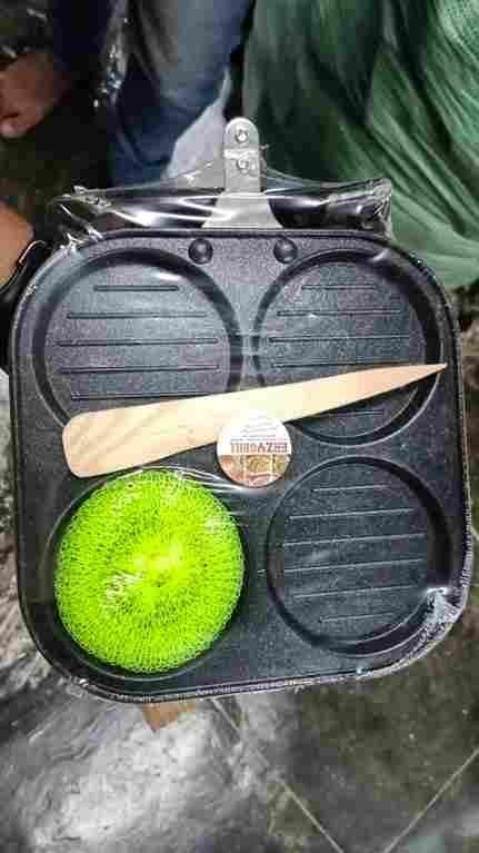 4 Hole Non-Stick Pan - PURE